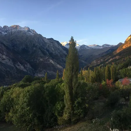 Ball Benas Edificio Aigualluts 公寓 *