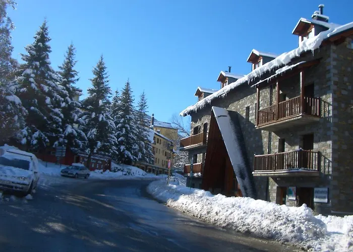 Ball Benas Edificio Aigualluts * Cerler