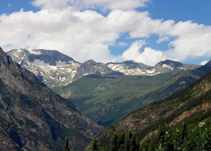 Ball Benas Edificio Aigualluts Cerler